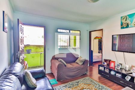 Casa para alugar com 70m², 2 quartos e 1 vaga Casa para alugar com 70m², 2 quartos e 1 vagaSala