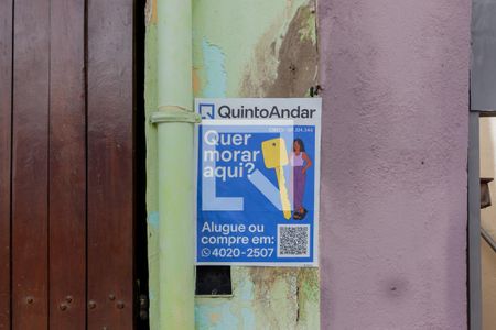 Casa para alugar com 70m², 2 quartos e 1 vaga Casa para alugar com 70m², 2 quartos e 1 vagaFachada - Plaquinha QR CODE