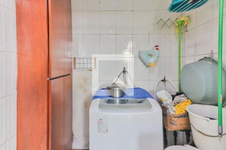 Casa para alugar com 70m², 2 quartos e 1 vaga Casa para alugar com 70m², 2 quartos e 1 vagaCozinha e Área de Serviço