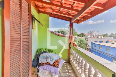 Casa para alugar com 70m², 2 quartos e 1 vaga Casa para alugar com 70m², 2 quartos e 1 vagaQuarto 01 Varanda