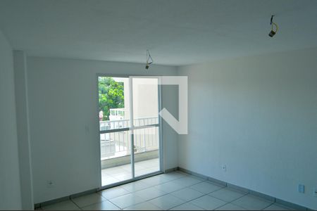 Apartamento à venda com 75m², 2 quartos e 1 vaga Apartamento à venda com 75m², 2 quartos e 1 vagaSuíte