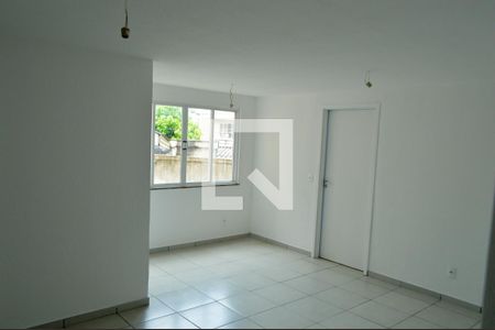 Apartamento à venda com 75m², 2 quartos e 1 vaga Apartamento à venda com 75m², 2 quartos e 1 vagaSala