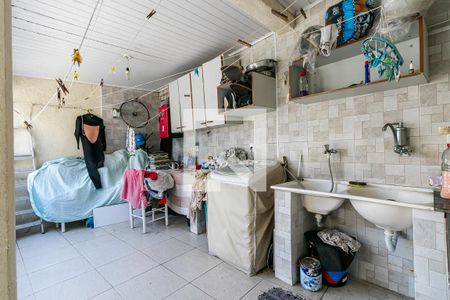 Casa à venda com 150m², 3 quartos e 2 vagas Casa à venda com 150m², 3 quartos e 2 vagasÁrea de Serviço