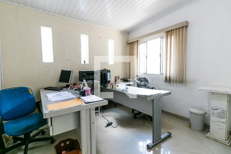 Casa à venda com 150m², 3 quartos e 2 vagas Casa à venda com 150m², 3 quartos e 2 vagasCasa 2 - Sala