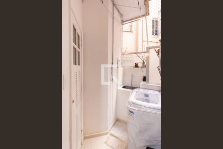 Apartamento para alugar com 67m², 2 quartos e sem vagaCozinha e Área de Serviço