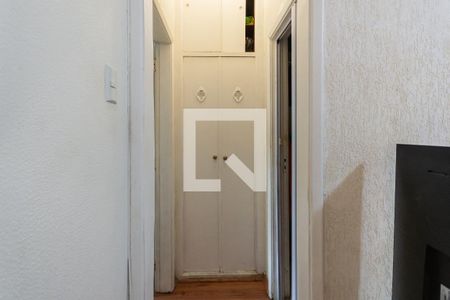 Apartamento para alugar com 67m², 2 quartos e sem vagaCorredor