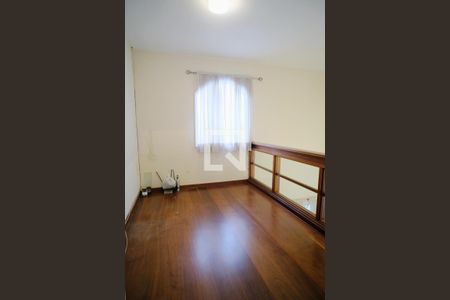 Casa à venda com 360m², 3 quartos e 4 vagasCorredor