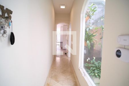 Casa à venda com 360m², 3 quartos e 4 vagasCorredor