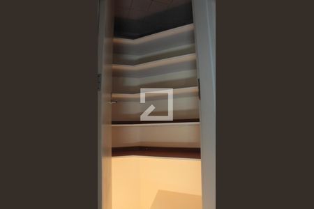 Apartamento à venda com 341m², 5 quartos e 4 vagasDespensa