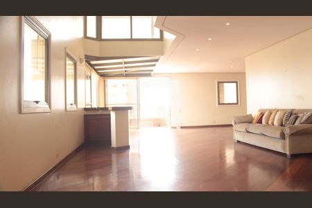 Apartamento à venda com 341m², 5 quartos e 4 vagasSala