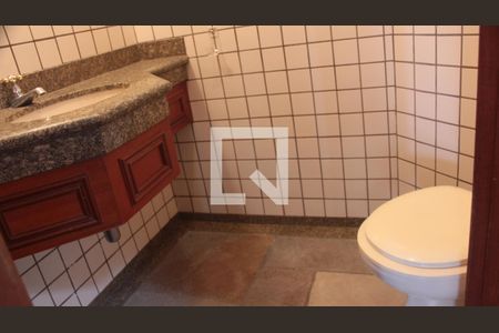 Apartamento à venda com 341m², 5 quartos e 4 vagasBanheiro Social