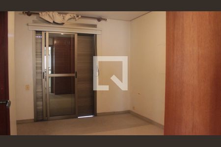 Apartamento à venda com 341m², 5 quartos e 4 vagasSuíte 3