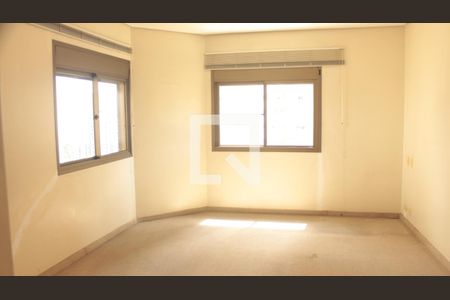 Apartamento à venda com 341m², 5 quartos e 4 vagasSuíte 1