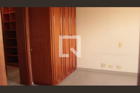 Apartamento à venda com 341m², 5 quartos e 4 vagasSuíte 1