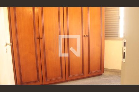 Apartamento à venda com 341m², 5 quartos e 4 vagasQuarto