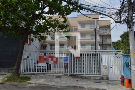 Apartamento à venda com 75m², 2 quartos e 1 vaga Apartamento à venda com 75m², 2 quartos e 1 vagaFachada
