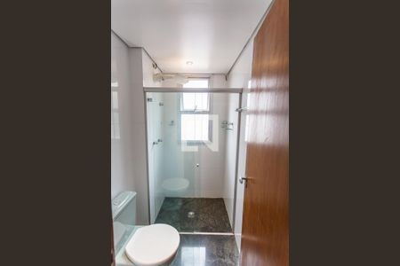 Apartamento à venda com 115m², 4 quartos e sem vagaBanheiro da Semi-Suíte 1 e 2