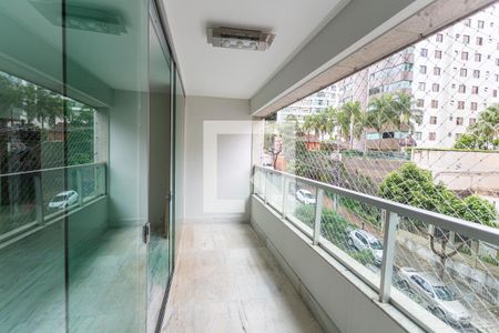 Varanda da Sala de apartamento à venda com 4 quartos, 115m² em Santo Antônio, Belo Horizonte