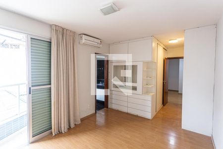 Apartamento à venda com 115m², 4 quartos e sem vagaSuíte 1
