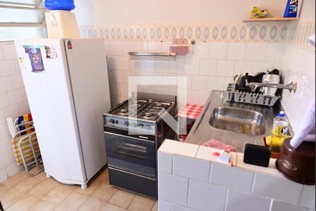 Cozinha de kitnet/studio para alugar com 0 quarto, 32m² em Caiçara, Praia Grande