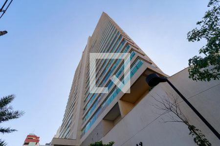 Studio para alugar com 40m², 0 quarto e 1 vaga Studio para alugar com 40m², 0 quarto e 1 vagaFachada