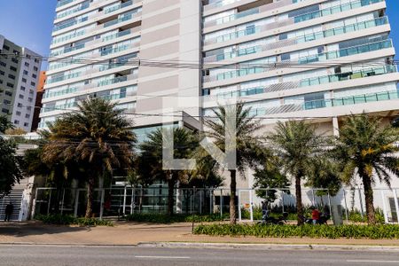 Studio para alugar com 40m², 0 quarto e 1 vaga Studio para alugar com 40m², 0 quarto e 1 vagaFachada