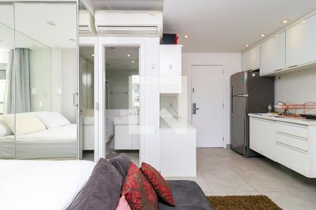 Studio para alugar com 40m², 0 quarto e 1 vaga Studio para alugar com 40m², 0 quarto e 1 vagaStudio