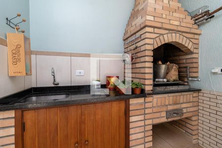 Casa à venda com 180m², 3 quartos e 2 vagasChurrasqueira