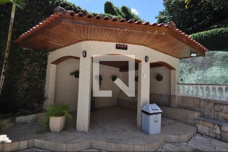 Apartamento para alugar com 106m², 3 quartos e 2 vagasÁrea comum - Piscina