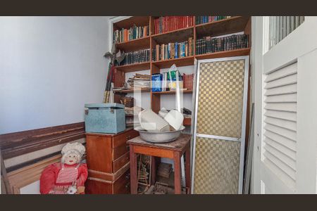 Apartamento à venda com 102m², 2 quartos e sem vagaQuarto de Serviço