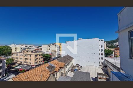 Apartamento à venda com 102m², 2 quartos e sem vagaÁrea de Serviço vista