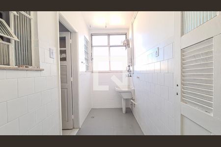 Apartamento à venda com 102m², 2 quartos e sem vagaÁrea de Serviço