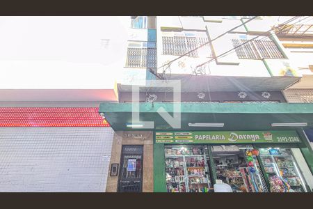 Apartamento à venda com 102m², 2 quartos e sem vagaFachada com placa