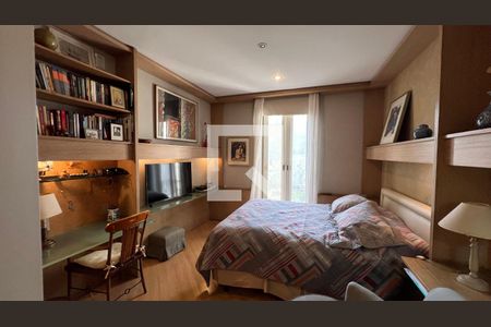 Casa à venda com 362m², 5 quartos e 4 vagasSuite 1