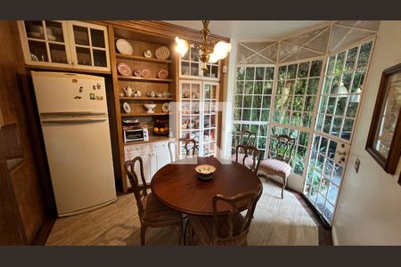 Casa à venda com 362m², 5 quartos e 4 vagasCopa