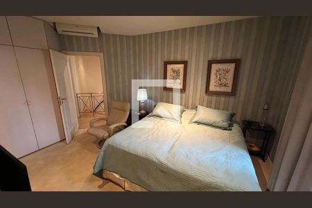 Casa à venda com 362m², 5 quartos e 4 vagasSuite 4