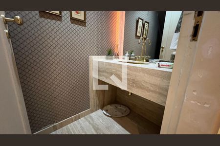 Casa à venda com 362m², 5 quartos e 4 vagasLavabo