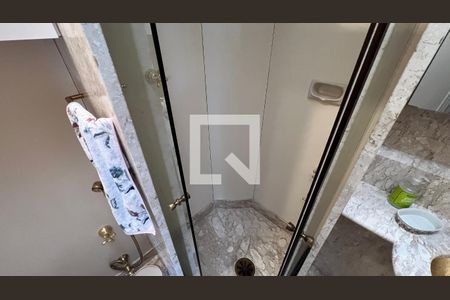 Casa à venda com 362m², 5 quartos e 4 vagasBanheiro