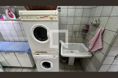 Casa à venda com 362m², 5 quartos e 4 vagasÁrea de Serviço