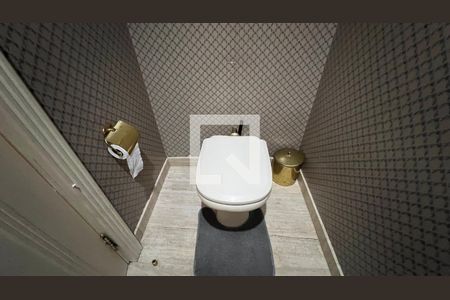 Casa à venda com 362m², 5 quartos e 4 vagasLavabo