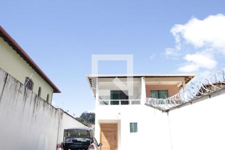 Casa à venda com 170m², 3 quartos e 6 vagasgaragem