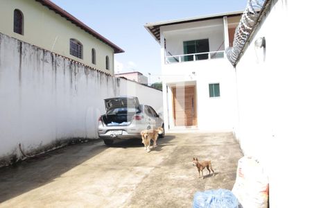 Casa à venda com 170m², 3 quartos e 6 vagasgaragem