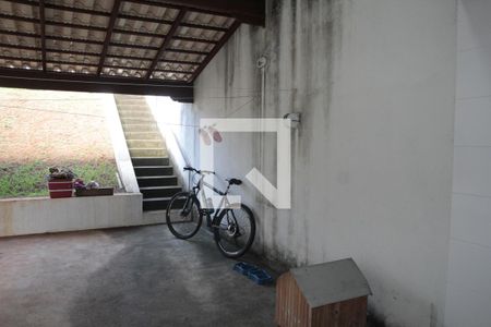 Casa à venda com 170m², 3 quartos e 6 vagasÁrea de Serviço