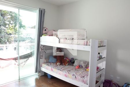 Casa à venda com 170m², 3 quartos e 6 vagasquarto 01