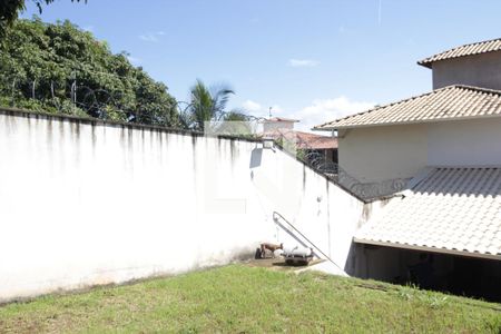 Casa à venda com 170m², 3 quartos e 6 vagasquintal