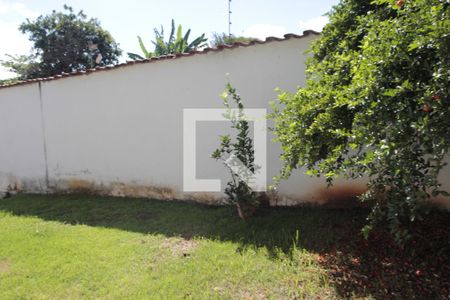 Casa à venda com 170m², 3 quartos e 6 vagasquintal