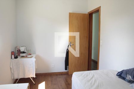 Casa à venda com 170m², 3 quartos e 6 vagasquarto 02