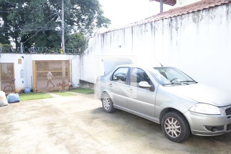 Casa à venda com 170m², 3 quartos e 6 vagasgaragem