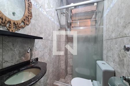 Banheiro de apartamento para alugar com 1 quarto, 52m² em Pilares, Rio de Janeiro