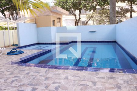 Apartamento à venda com 70m², 3 quartos e 2 vagasÁrea comum - Piscina